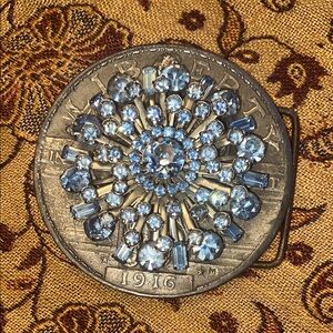 NEVER WORN🎁Belt Buckle with Vintage Blue Rhinestone Brooch